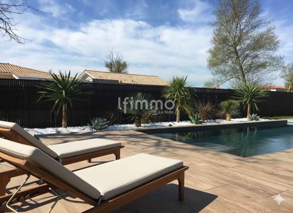 Demeure contemporaine avec piscine, spa et studio indépendant