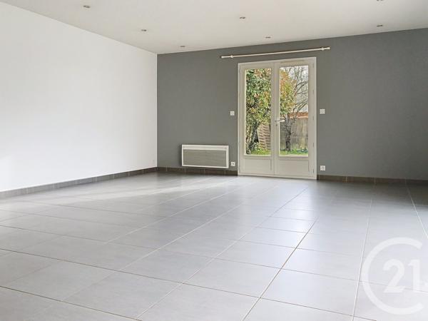 Maison à vendre  5 pièces - 97 m2 ECHILLAIS - 17