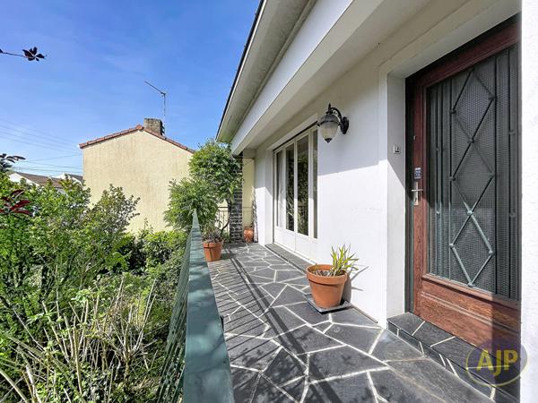 Vente maison Bouguenais : 299 500 € - AJP Immobilier Rezé