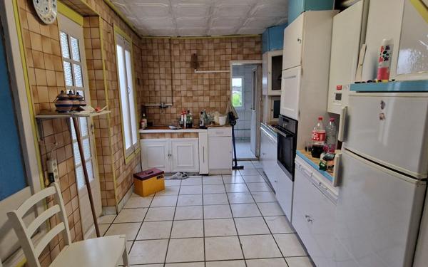 Maison à vendre    3 pièces • 82 m2 Saint-Quentin