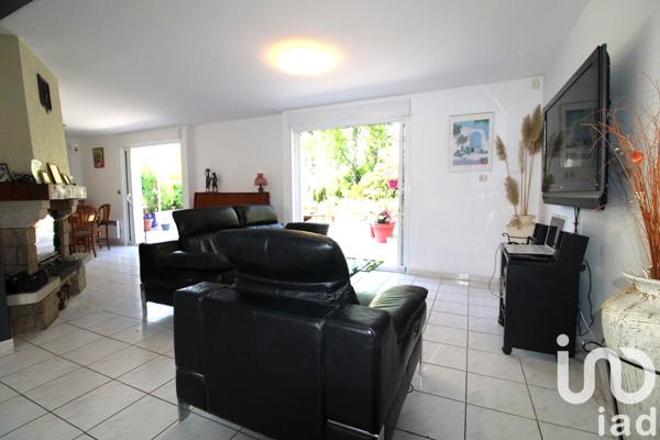 Maison à vendre 7 pièces 175 m² Lésigny