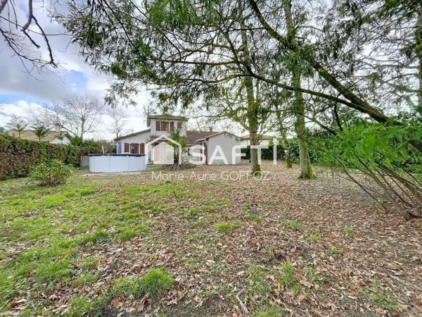 Au calme, à deux pas des commodités et des écoles, découvrez ce véritable havre de paix !