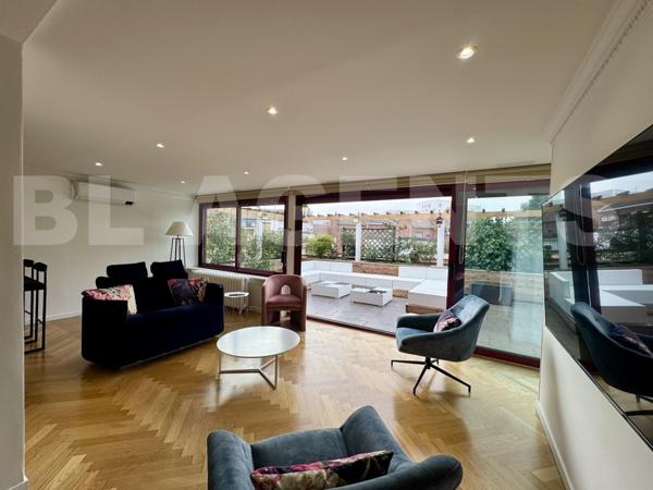 Appartement 4 pièce(s) 139 m2