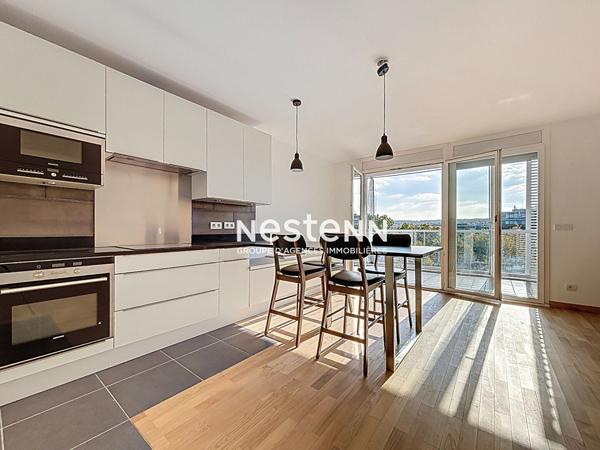 ISSY LES MOULINEAUX - FORT D'ISSY - Vente appartement 3 pièces traversant de 68,01 m² avec une terrasse orienté Sud/Ouest et vue dégagée