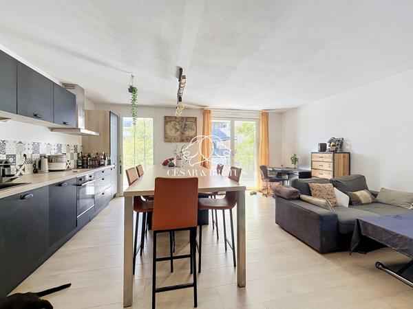 JOLI T3 AVEC BALCON ET GARAGE SECTEUR VALMY