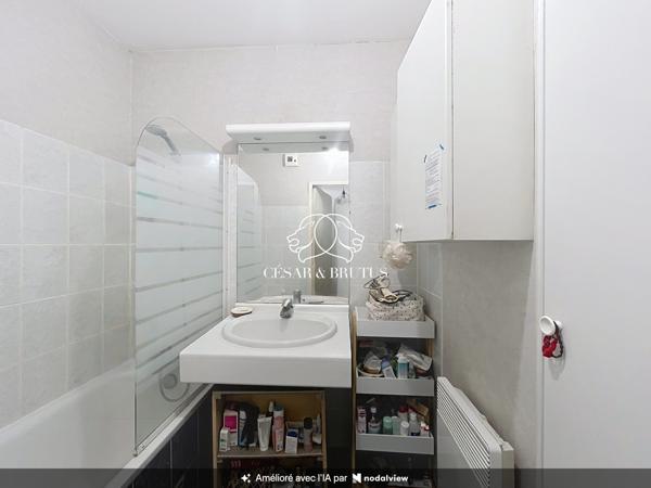 JOLI T3 AVEC BALCON ET GARAGE SECTEUR VALMY