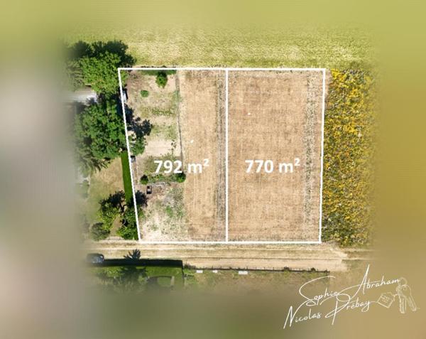TERRAIN À BÂTIR 792m² À LA CAMPAGNE