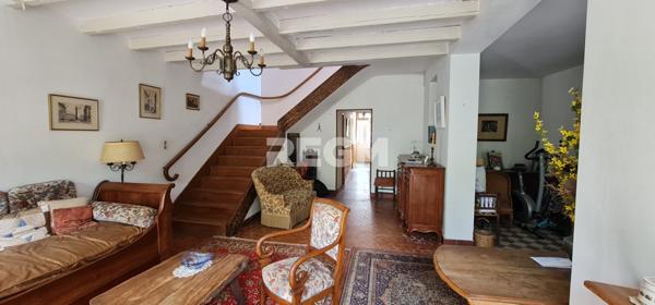 Rochefort (17300) EXCEPTIONNEL MAISON 5 pièces 3 chambres 120 m² - 17300 Rochefort - Une oasis de verdure au coeur du centre-vil