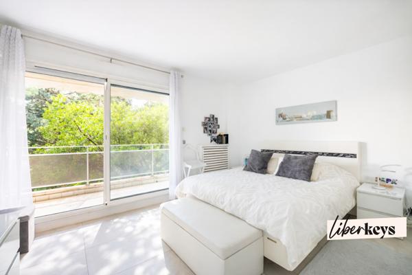 Prado – Résidence Montcalm | Appartement rénové 115 m², séjour 63 m², terrasse