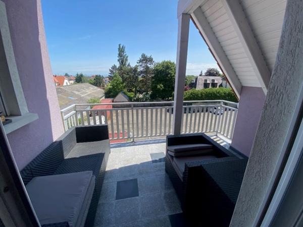 Appartement 5 pièces en duplex avec garage double et parking