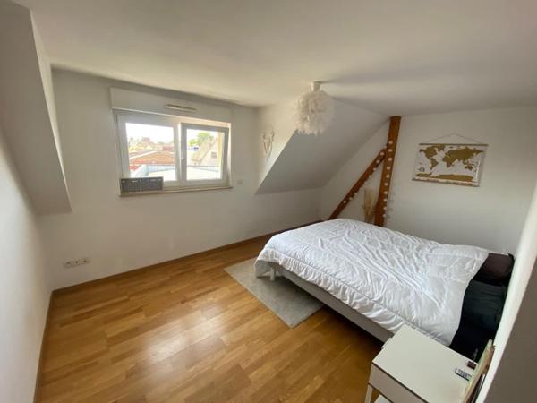 Appartement 5 pièces en duplex avec garage double et parking