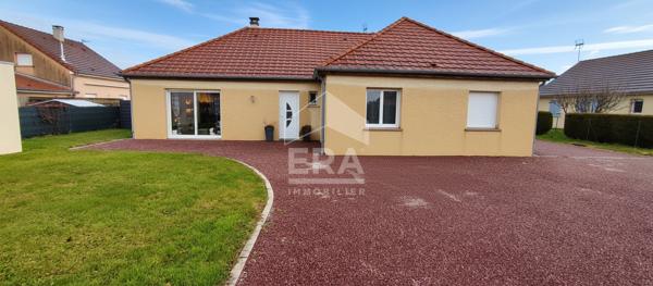 Maison  plain-peid Dole 5 pièce(s) 125 m2 quartier résidentiel , 4 chambres, garages