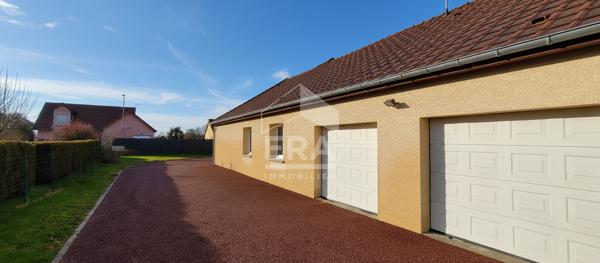 Maison  plain-peid Dole 5 pièce(s) 125 m2 quartier résidentiel , 4 chambres, garages