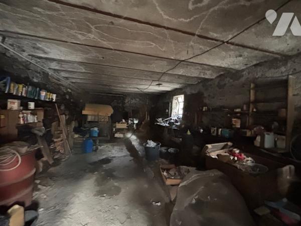 EXCLUSIVITE  ROGNAIX : Bâtiment  à rénover Surface Au sol 331.80 m² - GROS POTENTIEL  .