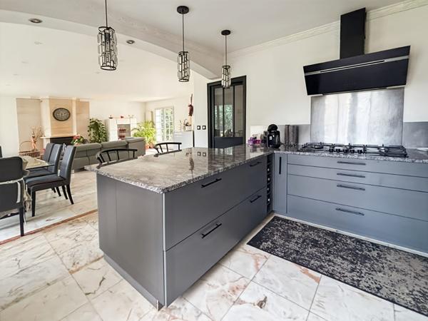 Maison 6 pièces avec piscine Bièvres DPE C