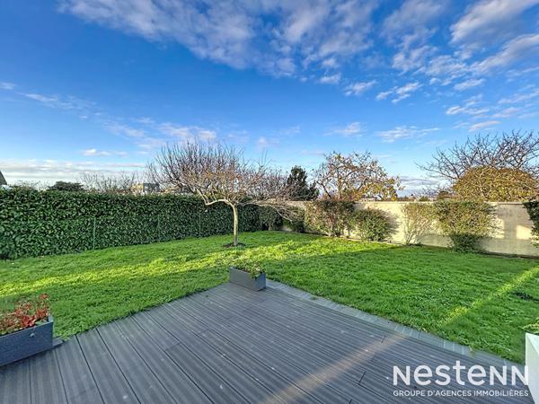 Maison à vendre à la limite d'Angers et de Saint Barthélemy d'Anjou 5 chambres sous sol enterré