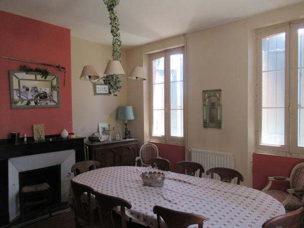 Castelferrus (82100) GRANDE MAISON TOULOUSAINE