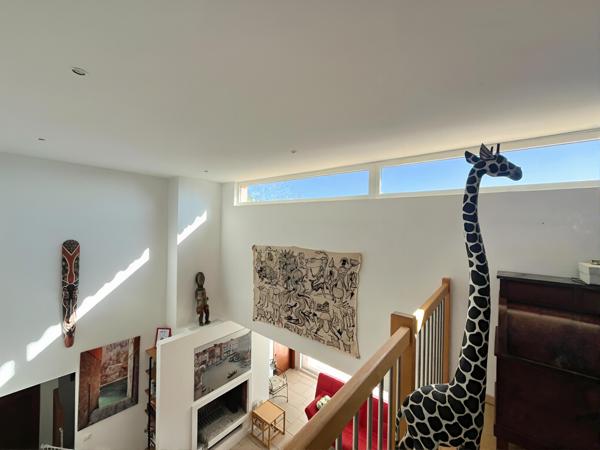 Maison d'exception 244m² à Bargemon : Vue Panoramique et Piscine