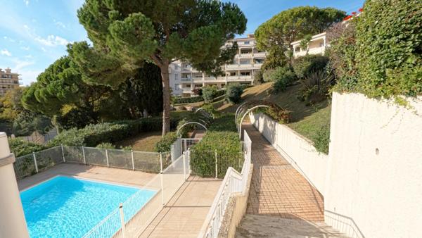 L’Archet : 3 pièces calme et lumineux avec terrasse et vue dégagée