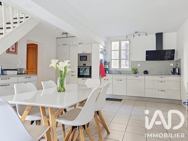 Maison à vendre 5 pièces 114 m² Saint-Julien-du-Sault