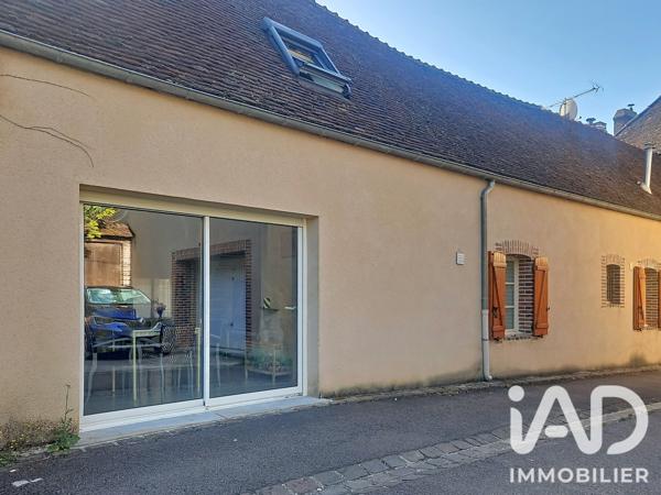 Maison à vendre 5 pièces 114 m² Saint-Julien-du-Sault