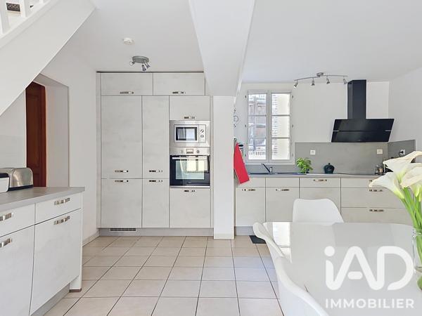 Maison à vendre 5 pièces 114 m² Saint-Julien-du-Sault