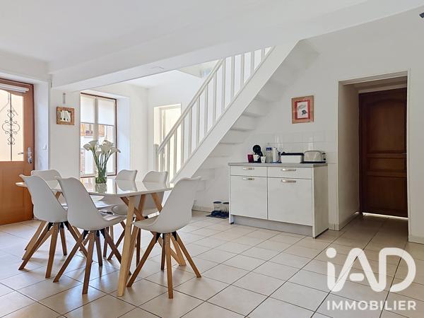 Maison à vendre 5 pièces 114 m² Saint-Julien-du-Sault