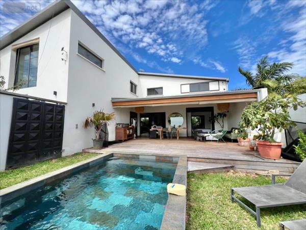 Autres types de maison à vendre à Saint-Pierre à la Réunion (97410), ref : 38625