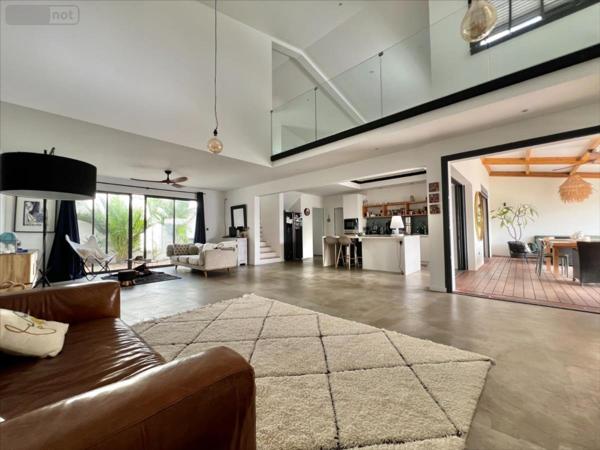 Autres types de maison à vendre à Saint-Pierre à la Réunion (97410), ref : 38625