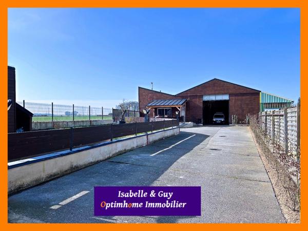 MAISON ENTIEREMENT RESTAURÉE AVEC DÉPENDANCE DE 250 M²