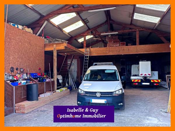 MAISON ENTIEREMENT RESTAURÉE AVEC DÉPENDANCE DE 250 M²