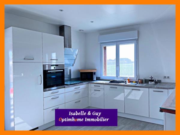 MAISON ENTIEREMENT RESTAURÉE AVEC DÉPENDANCE DE 250 M²