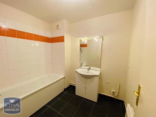 Appartement à louer 3 pièces 56.65m²