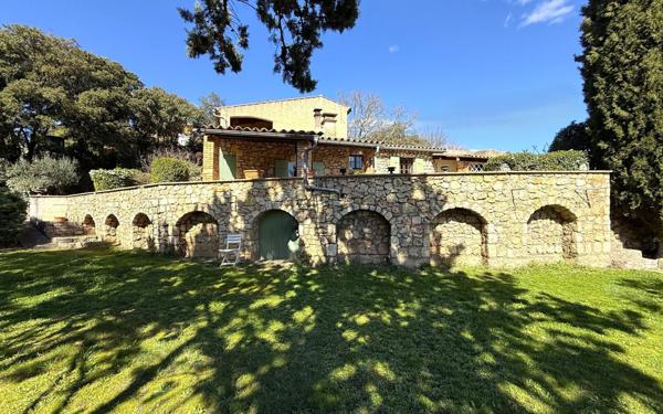 Maison à vendre    3 pièces • 77 m2 Montfort-sur-Argens