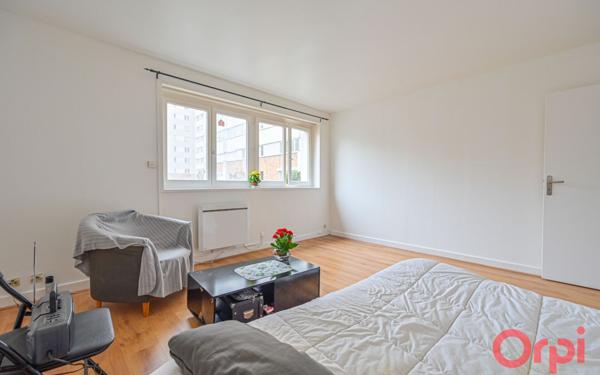 Appartement à louer    1 pièce • 30 m2 Clichy