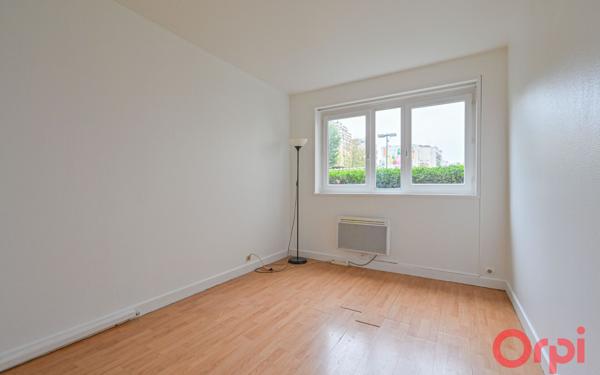 Appartement à louer    1 pièce • 30 m2 Clichy