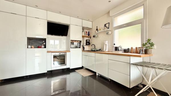 Appartement Corbeil Essonnes 3 pièce(s) 78 m2