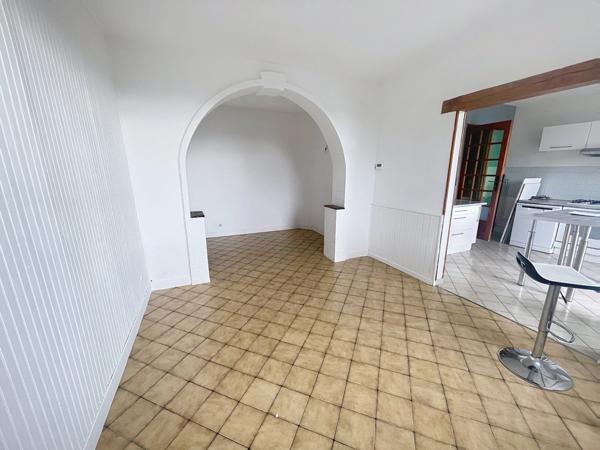 À vendre – Maison avec vue à Mont-Saint-Aignan – Calme, confort et lumière !