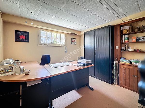 Grande maison familiale pleine de charme à Vouillé, aux portes de Poitiers ! 207 m² + terrain de 2 300 m²