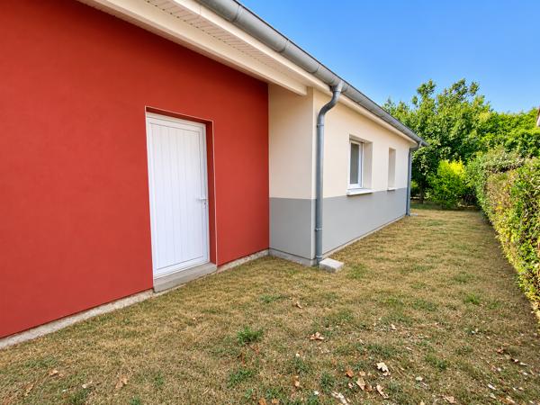 Maison
         4 pièces
        - 84 m² 359 900 € *