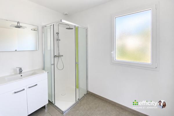 Maison
         4 pièces
        - 84 m² 359 900 € *