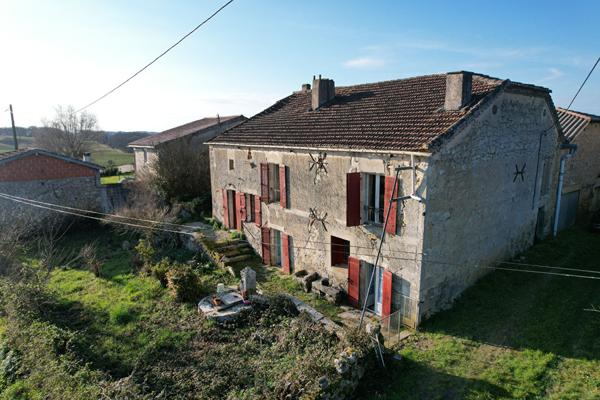 A vendre Maison a rénover en Pierre 125m² avec jardin à 47130 Bazens