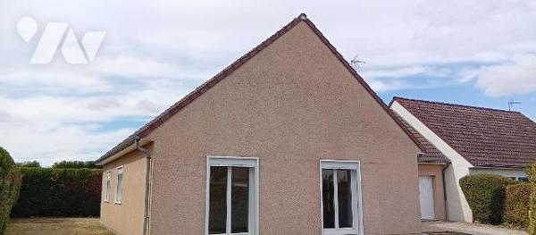 Maison à vendre à Beaugency (45190) dans le Loiret (45)

Vente d'une maison de 4 pièces situé...