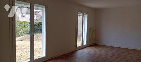 Maison à vendre à Beaugency (45190) dans le Loiret (45)

Vente d'une maison de 4 pièces situé...