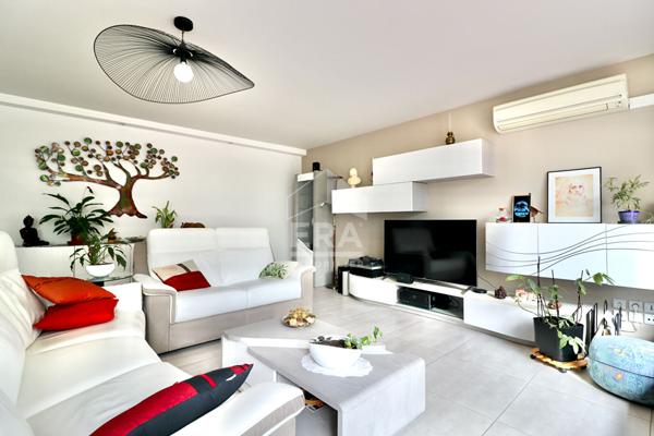 Appartement Champs Sur Marne 5 pièce(s) 104.16 m2