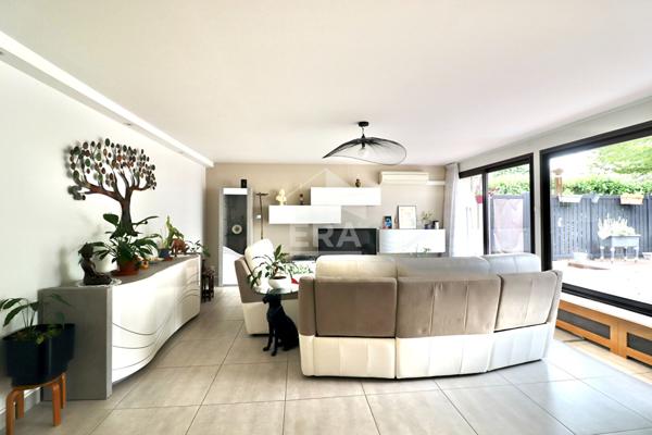 Appartement Champs Sur Marne 5 pièce(s) 104.16 m2