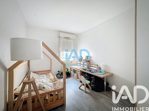 Location appartement 4 pièces 76 m² Saint-Pierre-du-Perray