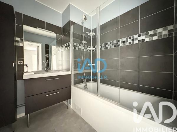 Location appartement 4 pièces 76 m² Saint-Pierre-du-Perray