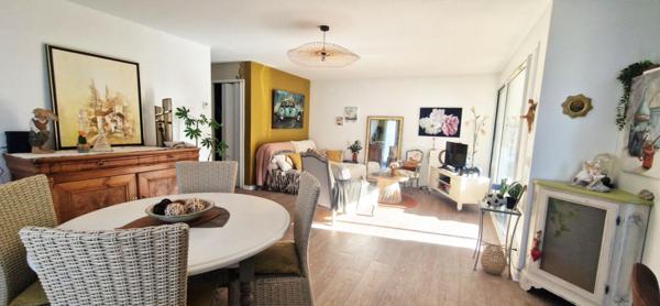 Appartement à Lahonce - 3 pièce(s) plus loggia - 77 m2