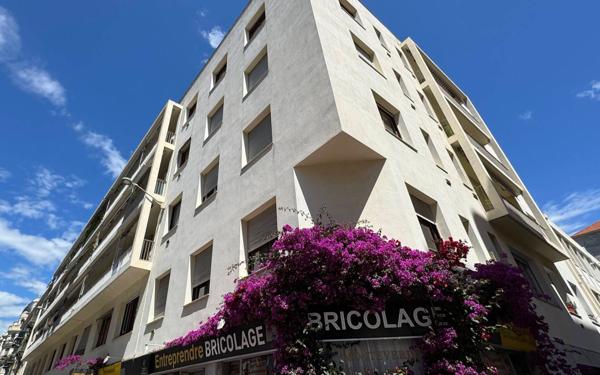 Appartement à vendre    3 pièces • 95,35 m2 Nice